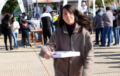 Foto de la galería: Solidaridad en la costanera posadeña: récord en elaboración y venta de pizza