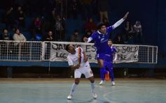 Foto de la galería: Tras una definición cabeza a cabeza, el campeón de Futsal fue Telecentro