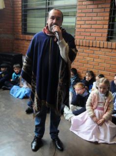 Foto de la galería: Día del Folklore en el Colegio del Carmen: pura tradición y emoción de la mano de los chicos