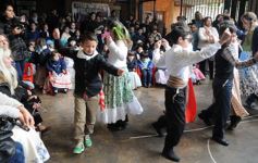 Foto de la galería: Día del Folklore en el Colegio del Carmen: pura tradición y emoción de la mano de los chicos
