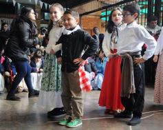 Foto de la galería: Día del Folklore en el Colegio del Carmen: pura tradición y emoción de la mano de los chicos