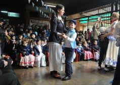 Foto de la galería: Día del Folklore en el Colegio del Carmen: pura tradición y emoción de la mano de los chicos