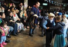 Foto de la galería: Día del Folklore en el Colegio del Carmen: pura tradición y emoción de la mano de los chicos
