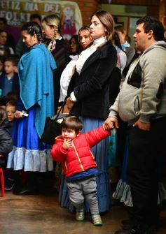Foto de la galería: Día del Folklore en el Colegio del Carmen: pura tradición y emoción de la mano de los chicos