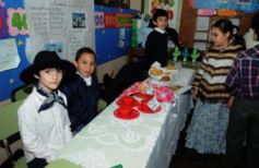 Foto de la galería: Día del Folklore en el Colegio del Carmen: pura tradición y emoción de la mano de los chicos