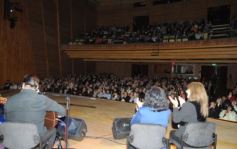 Foto de la galería: Emoción y talento: el Chango Spasiuk presentó su nuevo disco en el Teatro Lírico