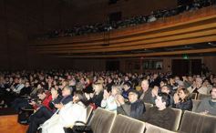 Foto de la galería: Emoción y talento: el Chango Spasiuk presentó su nuevo disco en el Teatro Lírico