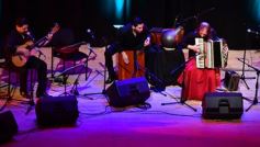 Foto de la galería: Emoción y talento: el Chango Spasiuk presentó su nuevo disco en el Teatro Lírico