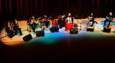 Foto de la galería: Emoción y talento: el Chango Spasiuk presentó su nuevo disco en el Teatro Lírico