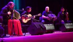 Foto de la galería: Emoción y talento: el Chango Spasiuk presentó su nuevo disco en el Teatro Lírico