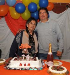 Foto de la galería: Doña Ramona reunió a la familia y festejó su cumple a lo grande