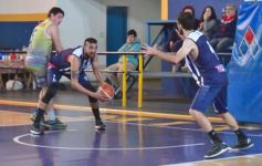 Foto de la galería: Volvió Luz y Fuerza a las competiciones de básquet: derrotó a Mitre por el Provincial