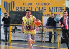 Foto de la galería: Volvió Luz y Fuerza a las competiciones de básquet: derrotó a Mitre por el Provincial