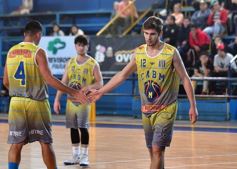Foto de la galería: Volvió Luz y Fuerza a las competiciones de básquet: derrotó a Mitre por el Provincial