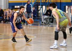 Foto de la galería: Volvió Luz y Fuerza a las competiciones de básquet: derrotó a Mitre por el Provincial