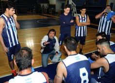 Foto de la galería: Volvió Luz y Fuerza a las competiciones de básquet: derrotó a Mitre por el Provincial