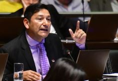 Foto de la galería: Legislatura: Misiones se adhirió a la ley nacional que regula los contratos del sector público