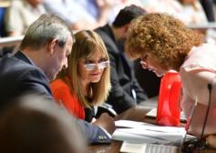 Foto de la galería: Legislatura: Misiones se adhirió a la ley nacional que regula los contratos del sector público