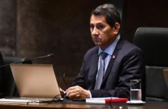 Foto de la galería: Legislatura: Misiones se adhirió a la ley nacional que regula los contratos del sector público