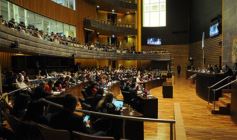 Foto de la galería: Legislatura: Misiones se adhirió a la ley nacional que regula los contratos del sector público