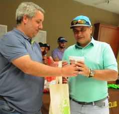 Foto de la galería: Santiago Warenycia ganó el Campeonato de Golf del Tacurú