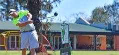 Foto de la galería: Santiago Warenycia ganó el Campeonato de Golf del Tacurú