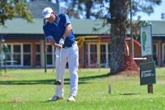 Foto de la galería: Santiago Warenycia ganó el Campeonato de Golf del Tacurú