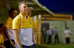 Foto de la galería: Las postales del debut del Colectivero en el Argentino A