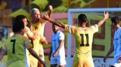 Foto de la galería: Las postales del debut del Colectivero en el Argentino A