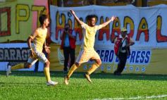 Foto de la galería: Las postales del debut del Colectivero en el Argentino A
