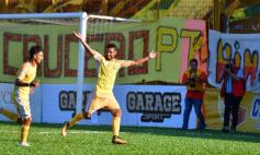 Foto de la galería: Las postales del debut del Colectivero en el Argentino A