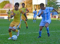 Foto de la galería: Las postales del debut del Colectivero en el Argentino A