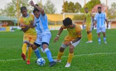 Foto de la galería: Las postales del debut del Colectivero en el Argentino A