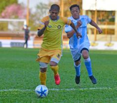 Foto de la galería: Las postales del debut del Colectivero en el Argentino A