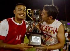 Foto de la galería: Copa Posadeña: Huracán gritó campeón