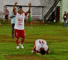 Foto de la galería: Copa Posadeña: Huracán gritó campeón