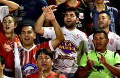 Foto de la galería: Copa Posadeña: Huracán gritó campeón