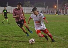 Foto de la galería: Copa Posadeña: Huracán gritó campeón