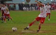 Foto de la galería: Copa Posadeña: Huracán gritó campeón
