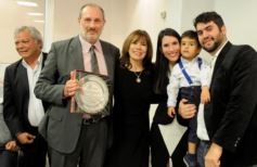Foto de la galería: FECOPROMI distinguió a los profesionales del año
