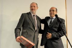 Foto de la galería: FECOPROMI distinguió a los profesionales del año