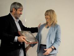 Foto de la galería: FECOPROMI distinguió a los profesionales del año