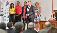 Foto de la galería: FECOPROMI distinguió a los profesionales del año