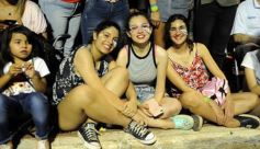 Foto de la galería: Un clásico, la Estudiantina posadeña, brilló como siempre en la costanera