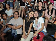 Foto de la galería: Un clásico, la Estudiantina posadeña, brilló como siempre en la costanera