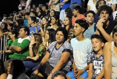 Foto de la galería: Un clásico, la Estudiantina posadeña, brilló como siempre en la costanera