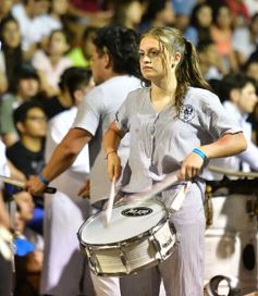 Foto de la galería: Un clásico, la Estudiantina posadeña, brilló como siempre en la costanera
