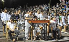 Foto de la galería: Un clásico, la Estudiantina posadeña, brilló como siempre en la costanera