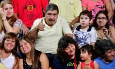 Foto de la galería: Un clásico, la Estudiantina posadeña, brilló como siempre en la costanera