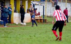 Foto de la galería: Mitre fue contundente ante Candelaria: 4 a 1